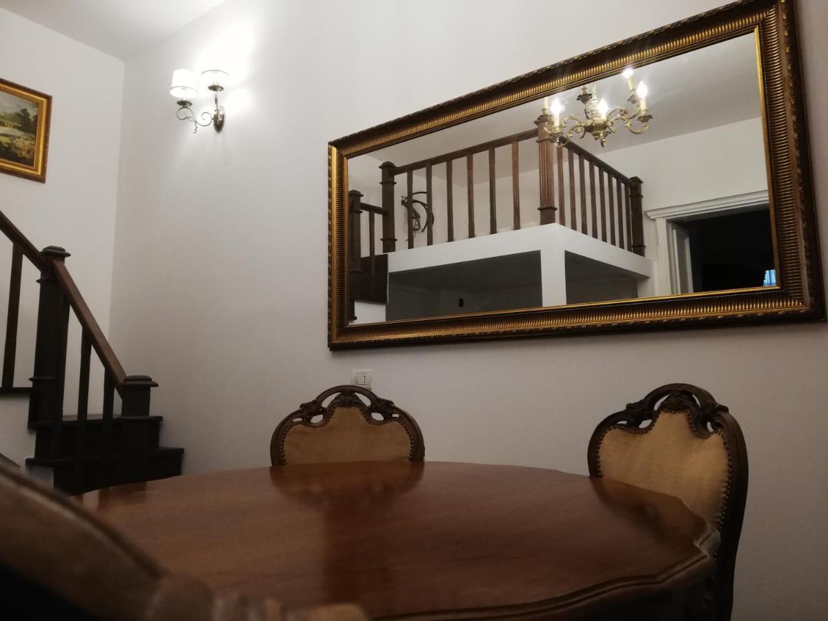 Weiss Little Palace Brasov Ngoại thất bức ảnh