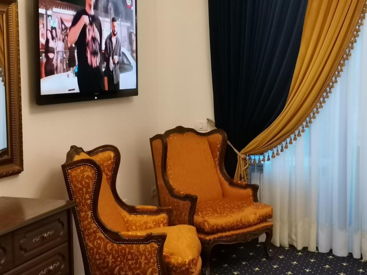 Weiss Little Palace Brasov Ngoại thất bức ảnh